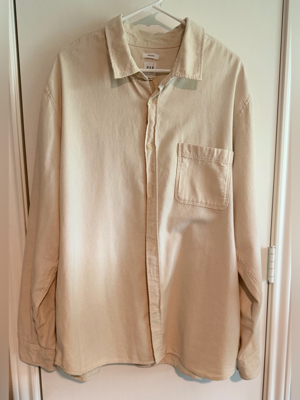 GAP Beige Casual Button-Down Shirt XXL 100 percent Cotton.